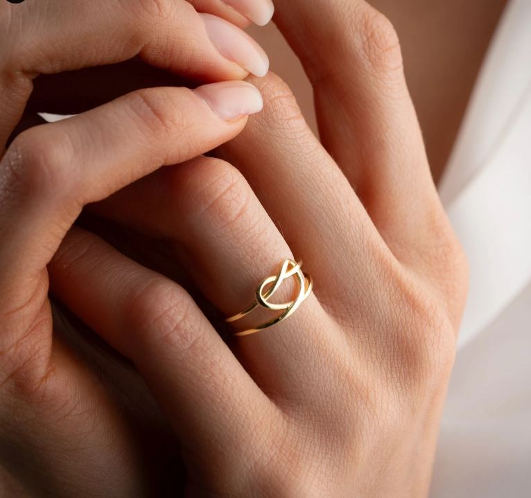 HEART STRIPED RING