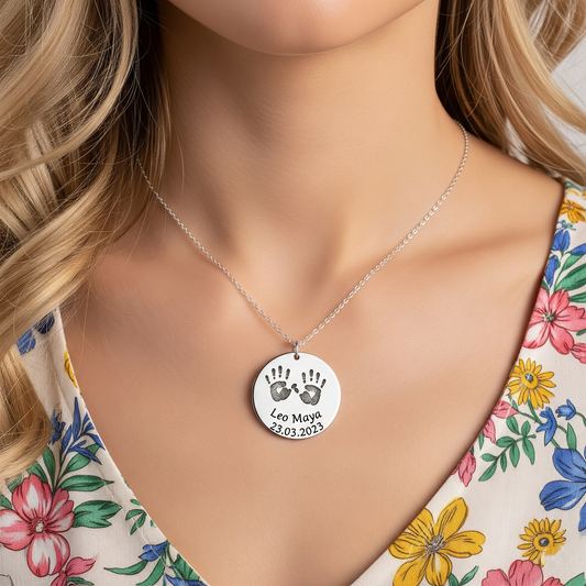 HANDPRINT NECKLACE